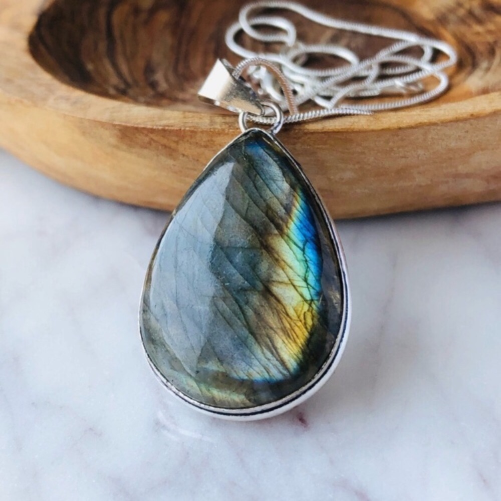 Labradorite Silver Necklace